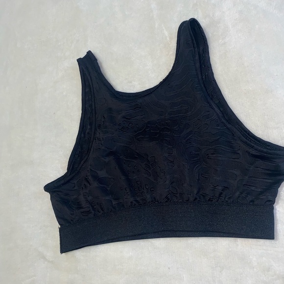 ♣️ Adidas logo crop top - Picture 9 of 12